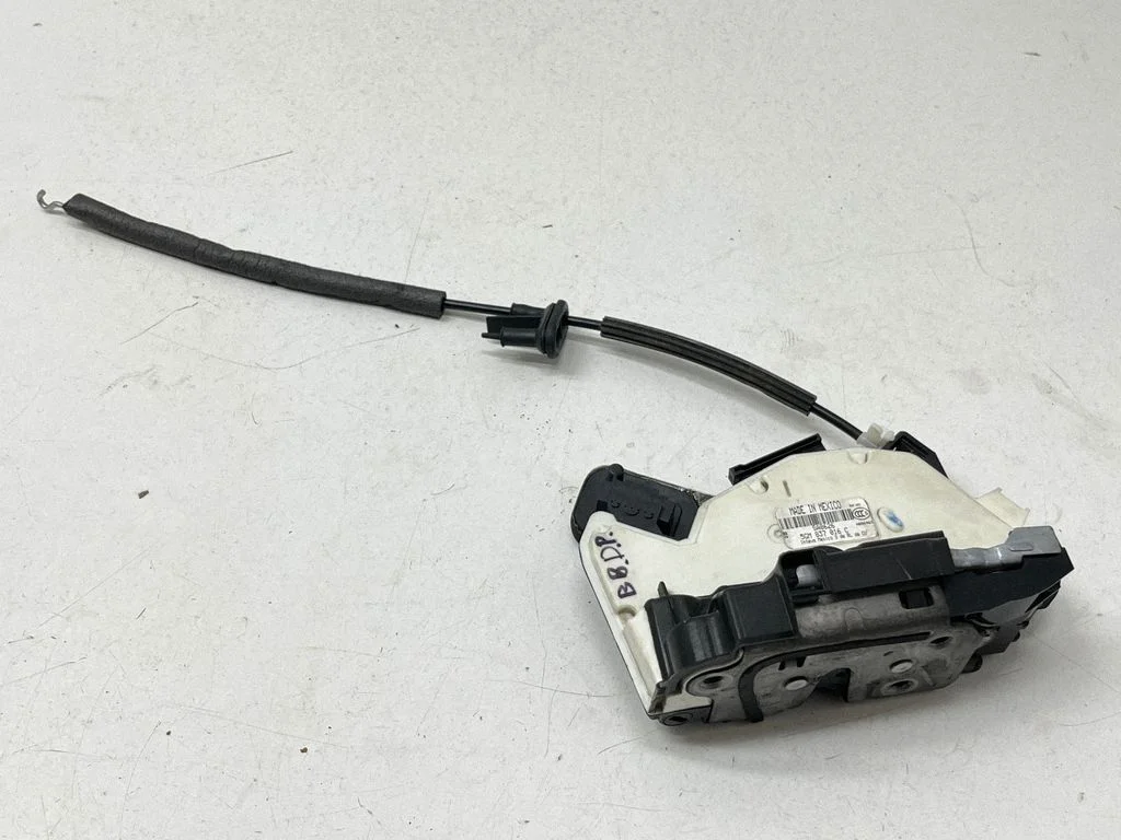 Front door lock SA8626