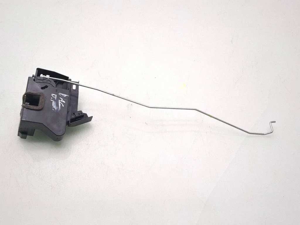 Front door lock – front right