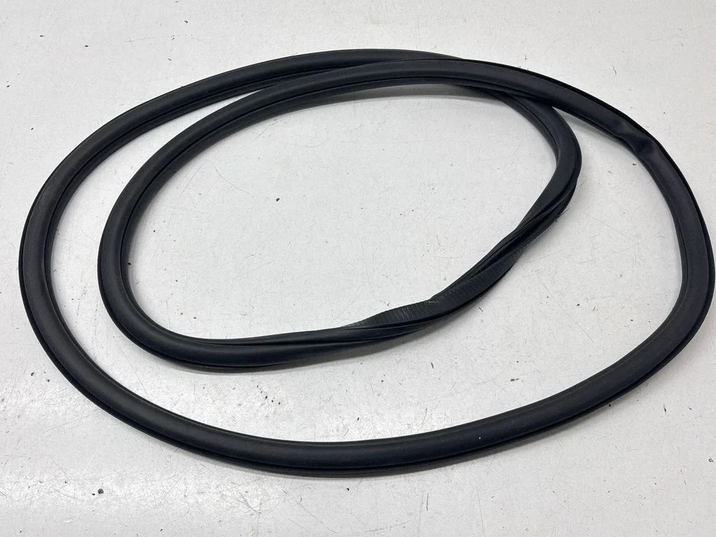 Uszczelka drzwi przednich (na karoserii) – Volkswagen Jetta USA (2019-)
