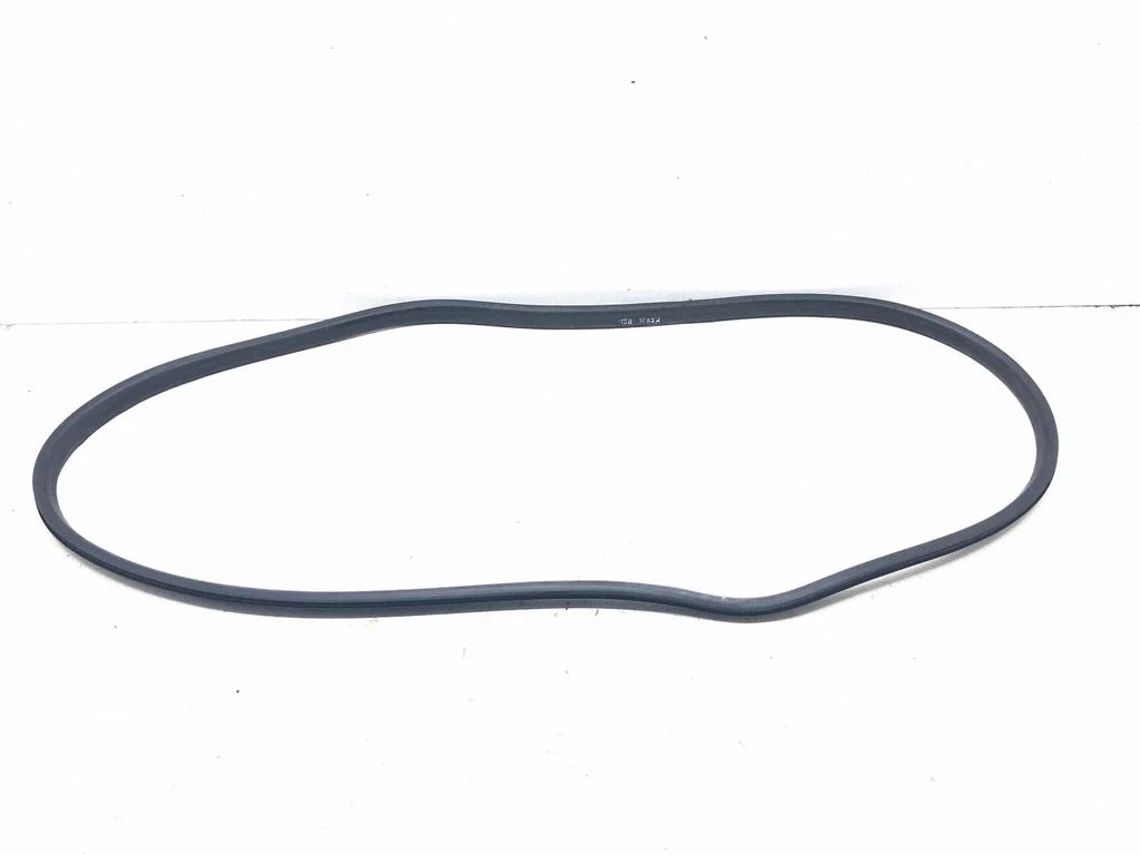 Front door rubber seal – right
