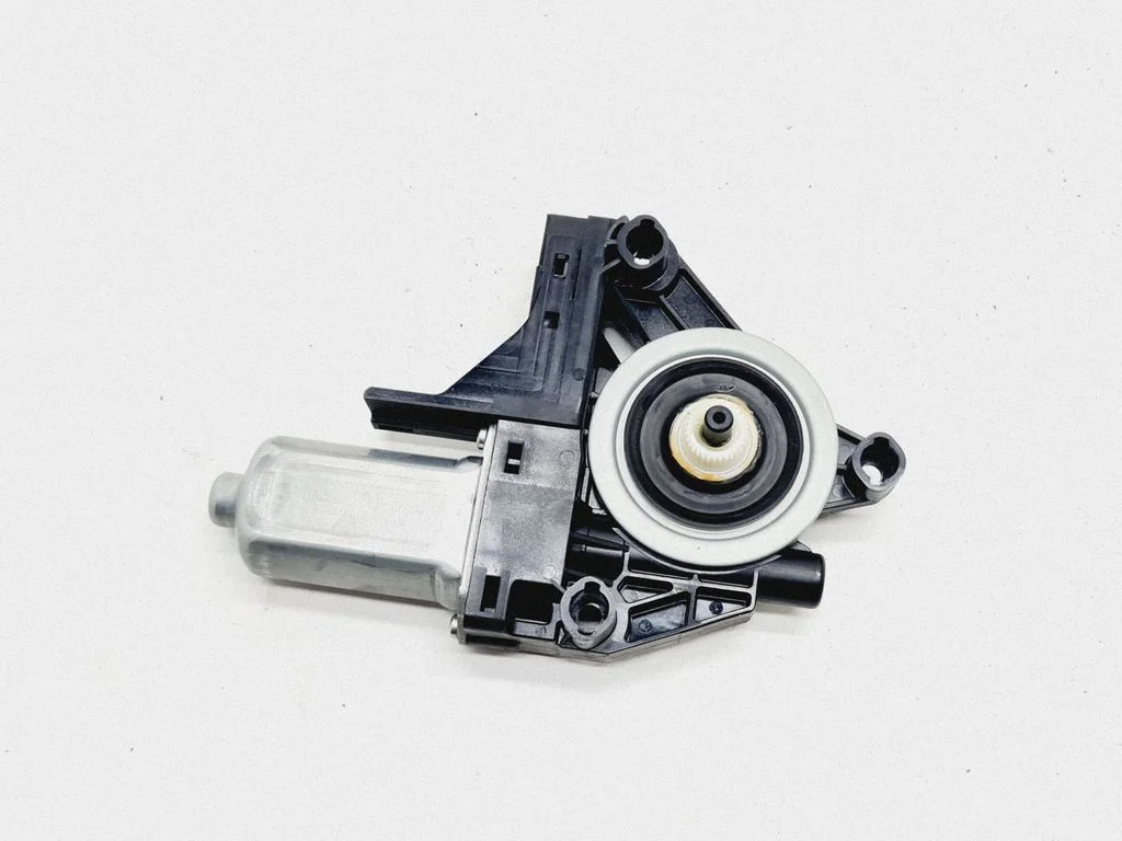 Front door window regulator motor 966268103