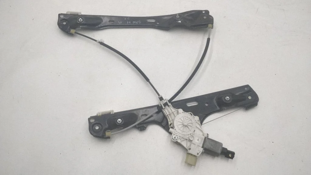 Front door window regulator with motor – BMW X1 E84 (2009-2015)
