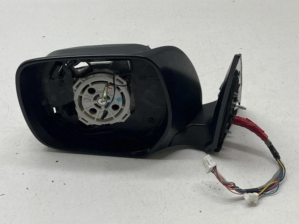 Esiukse elektriline välispeegel – Toyota Land Cruiser (J150) (2009-)