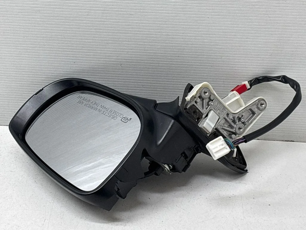 Esiukse elektriline välispeegel J950AB