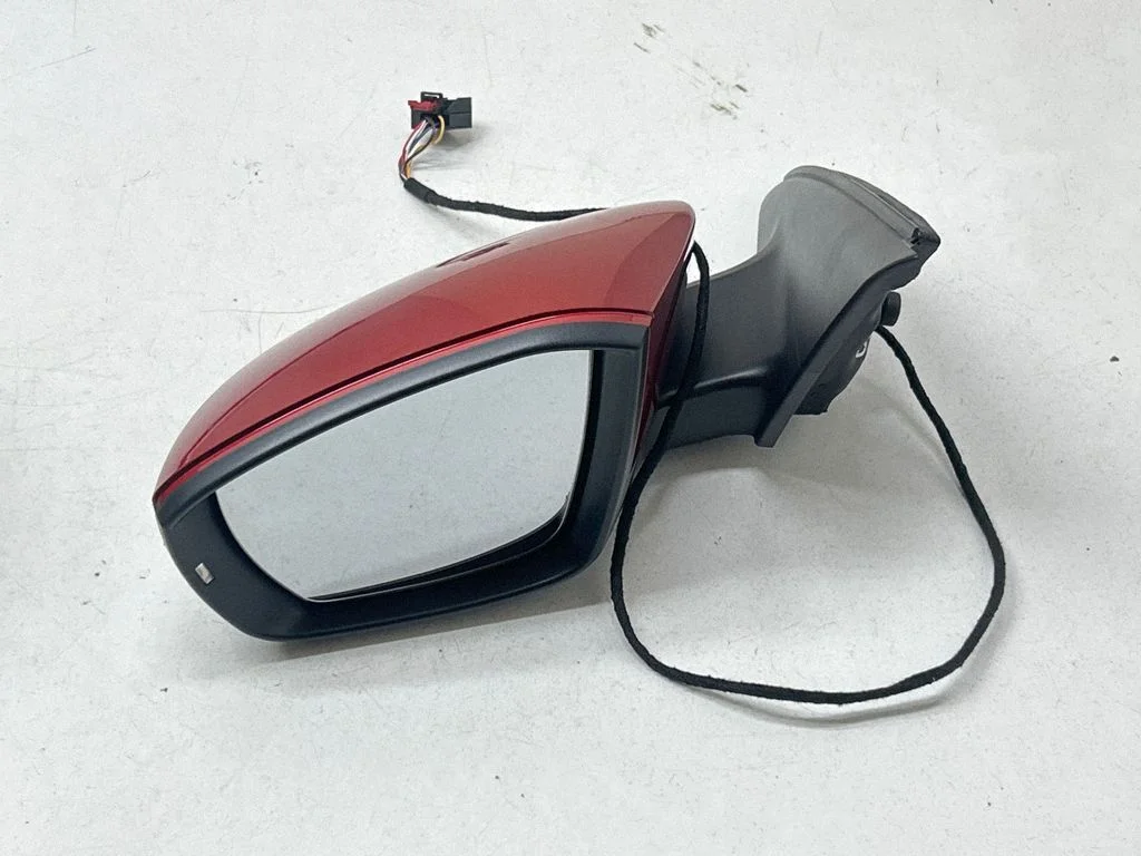 Esiukse elektriline välispeegel E1021275