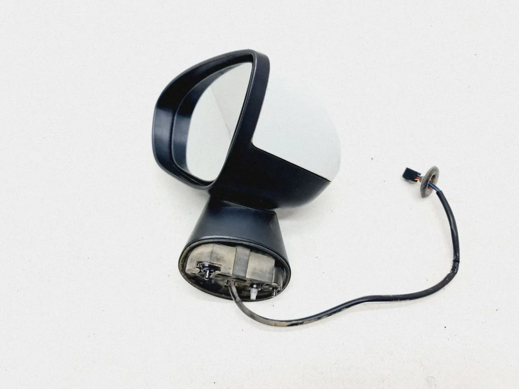 Front door electric wing mirror – front left