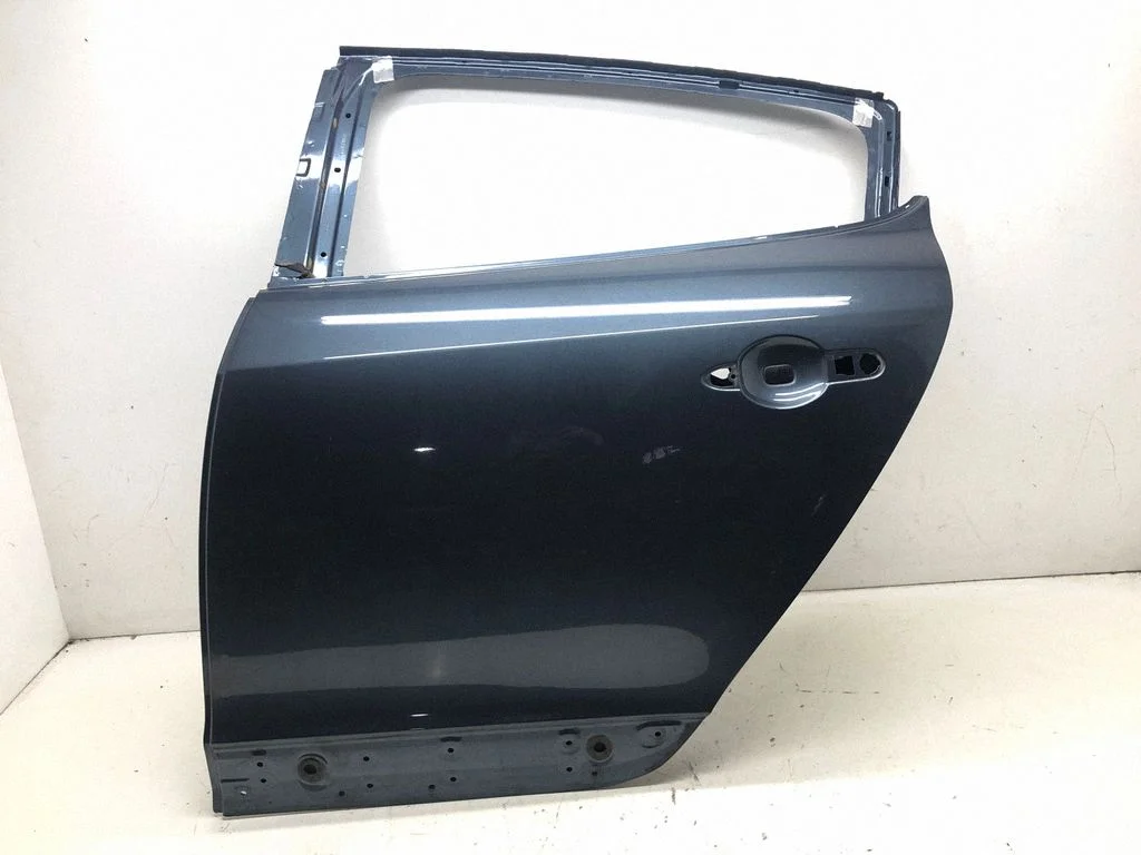 Rear door 822790003R