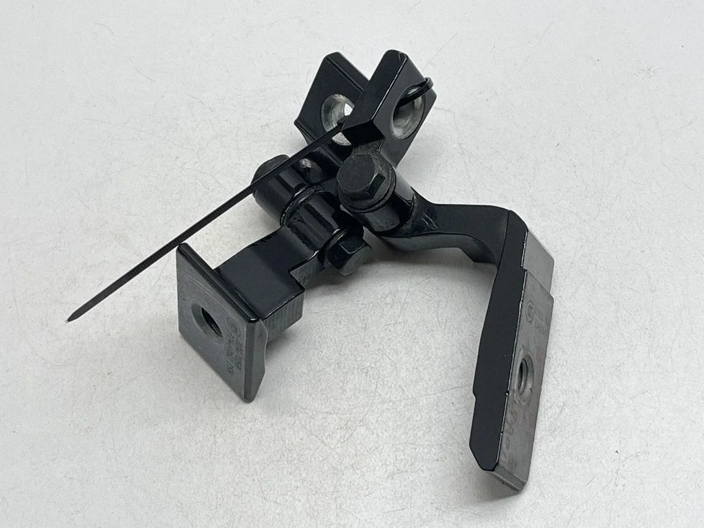 Rear door hinge set – BMW X1 F48 F49 (2015-2022)
