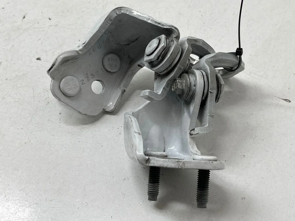 Tagaukse hingede komplekt 26810