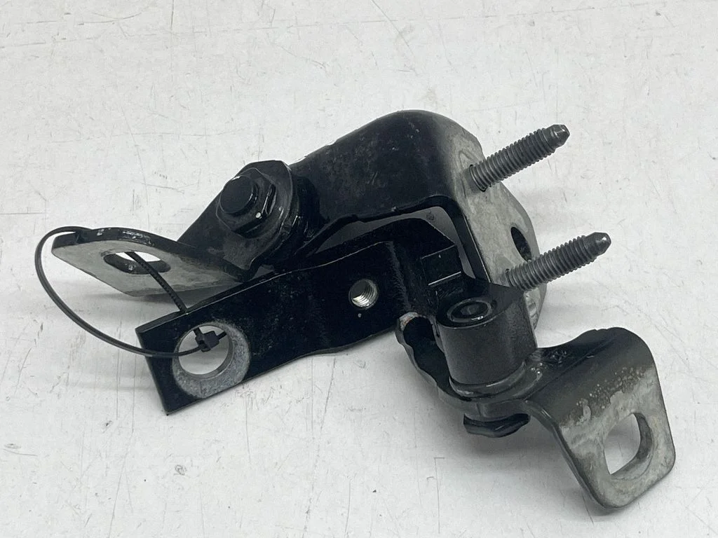 Tagaukse hingede komplekt H188A26980AC