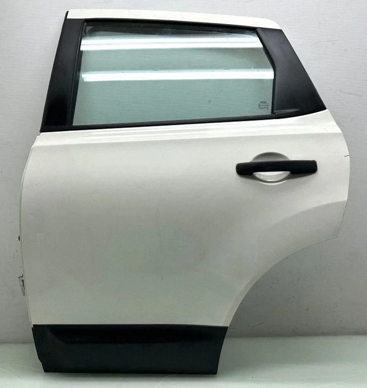 Aizmugurējās durvis H2101JD0MC