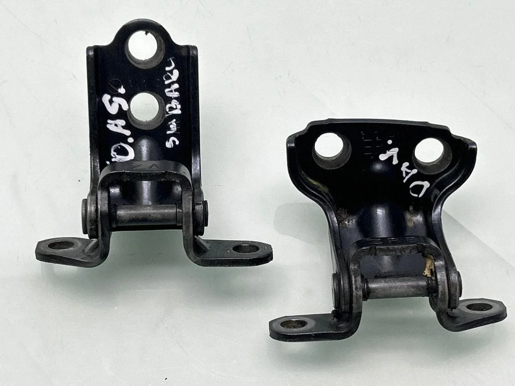 Tagaukse hingede komplekt – Subaru Outback (2009-2014)