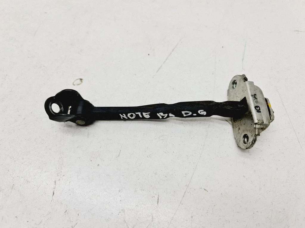 Tagaukse avamispiiraja – Nissan Note (E12) (2014-2016)