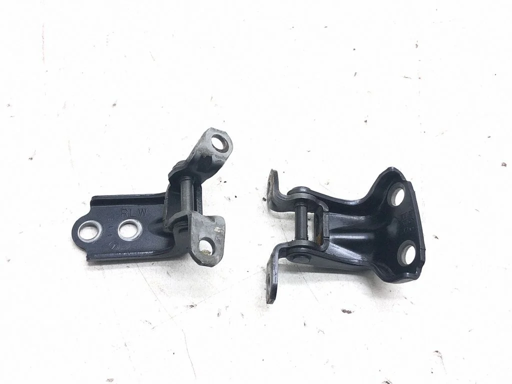Tagaukse hingede komplekt – Subaru Outback (2009-2014)
