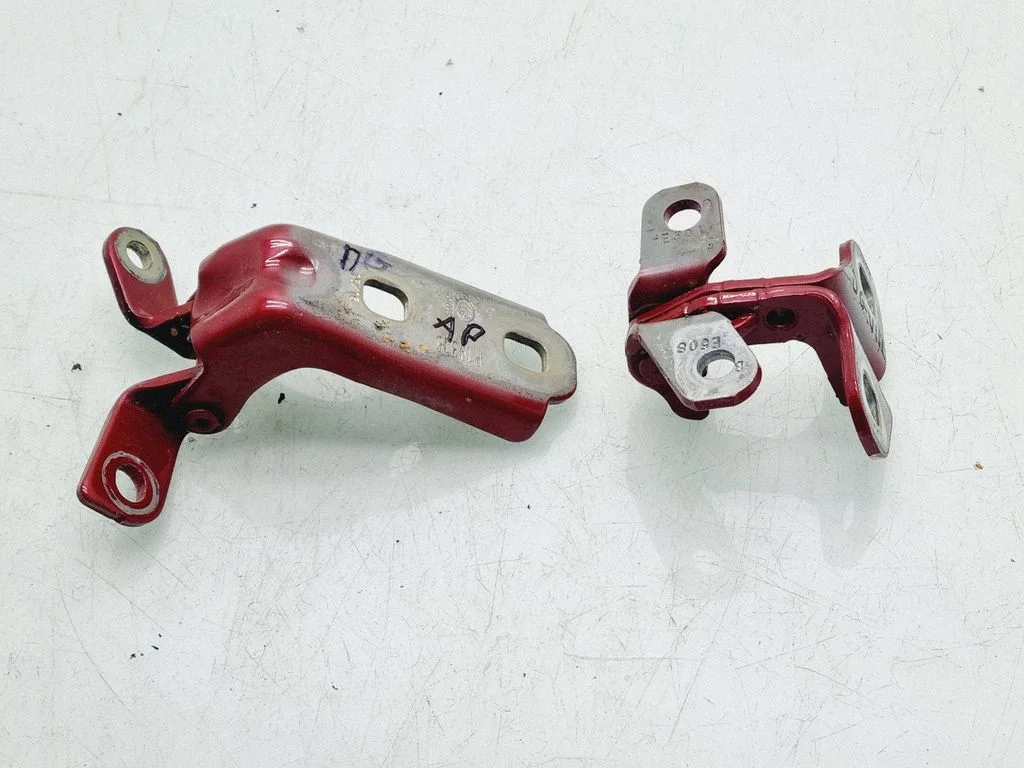Rear door hinge set – Opel Astra K (2015-2021)
