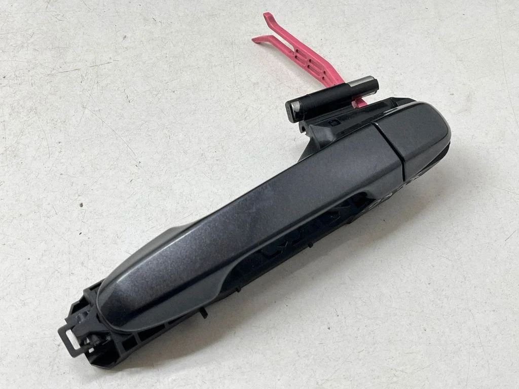 Tagaukse välimine käepide 2RL01