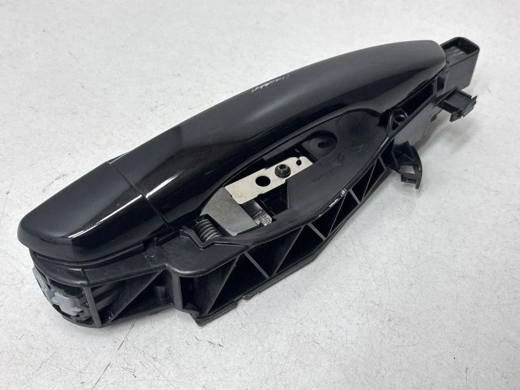 Rear door exterior handle GEC016532