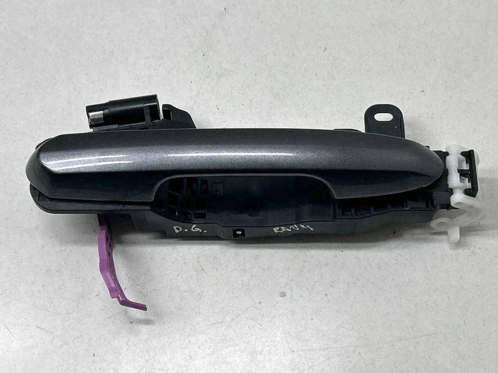 Rear door exterior handle 4RR2