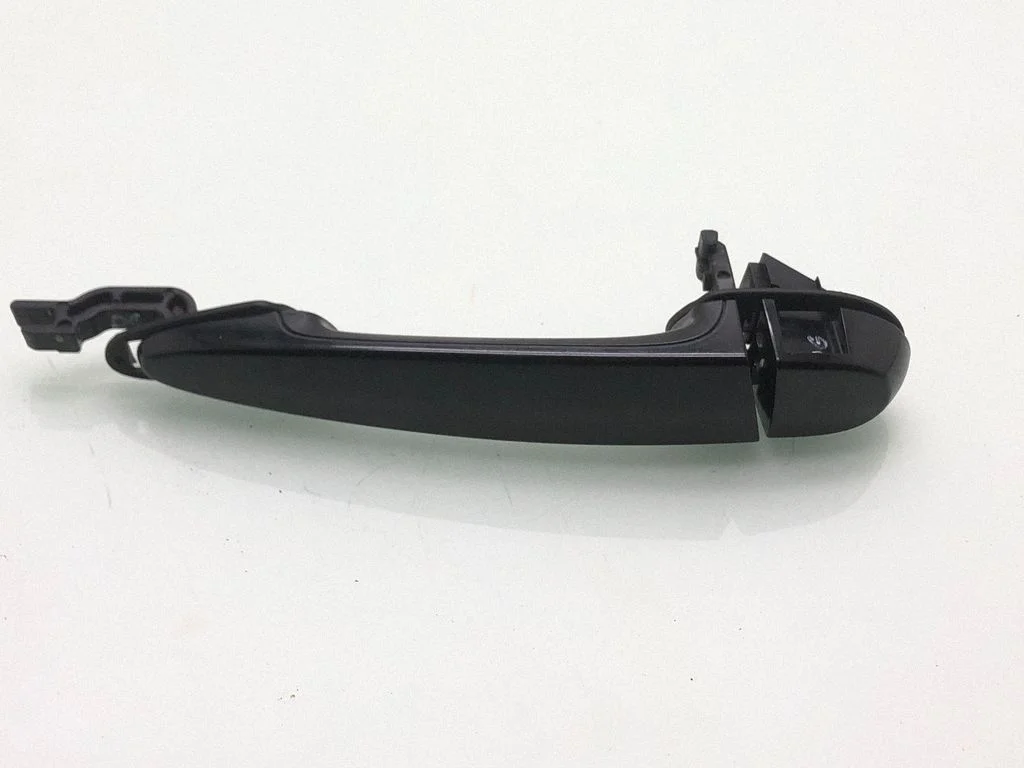 Rear door exterior handle – rear right