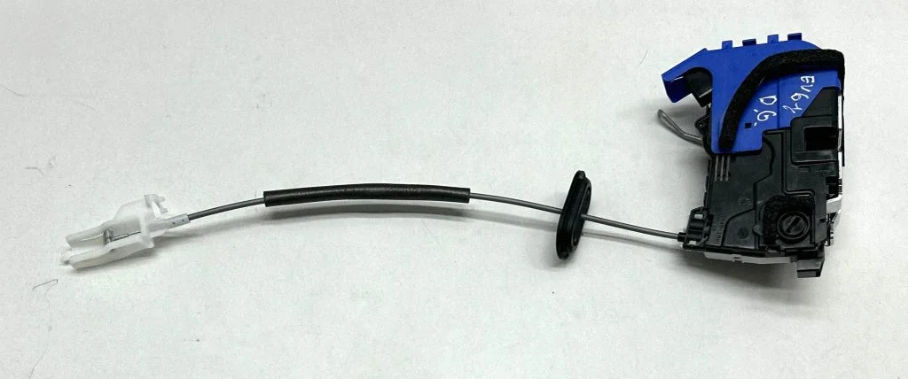 Tagaukse lukk 81420CV200