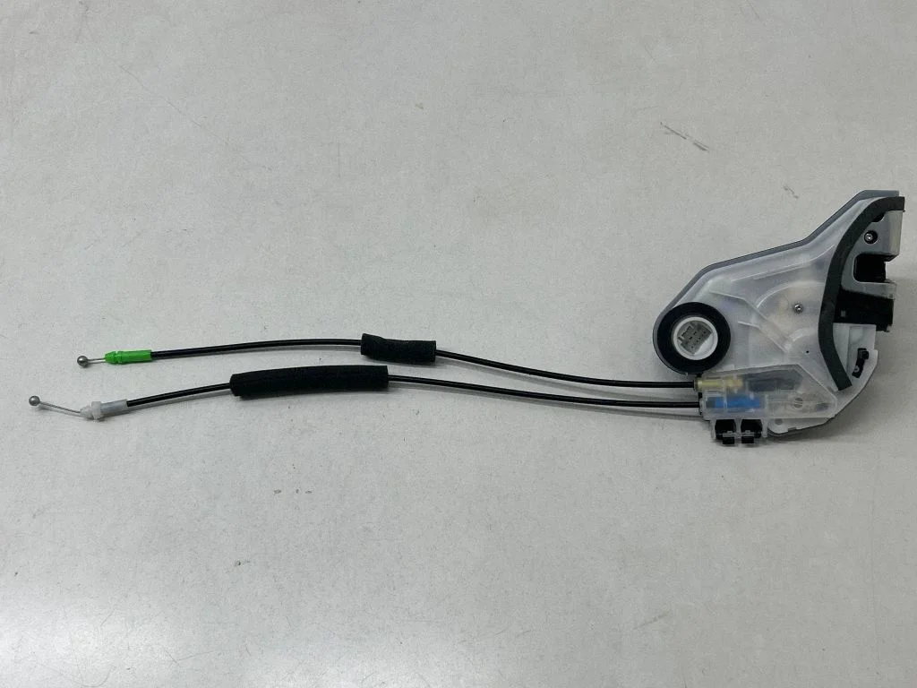 Rear door lock A046693