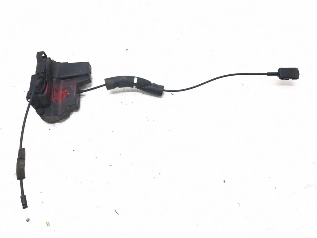 Rear door lock 825030005R