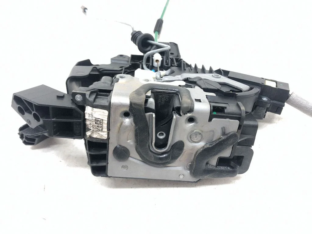Rear door lock A2220064099