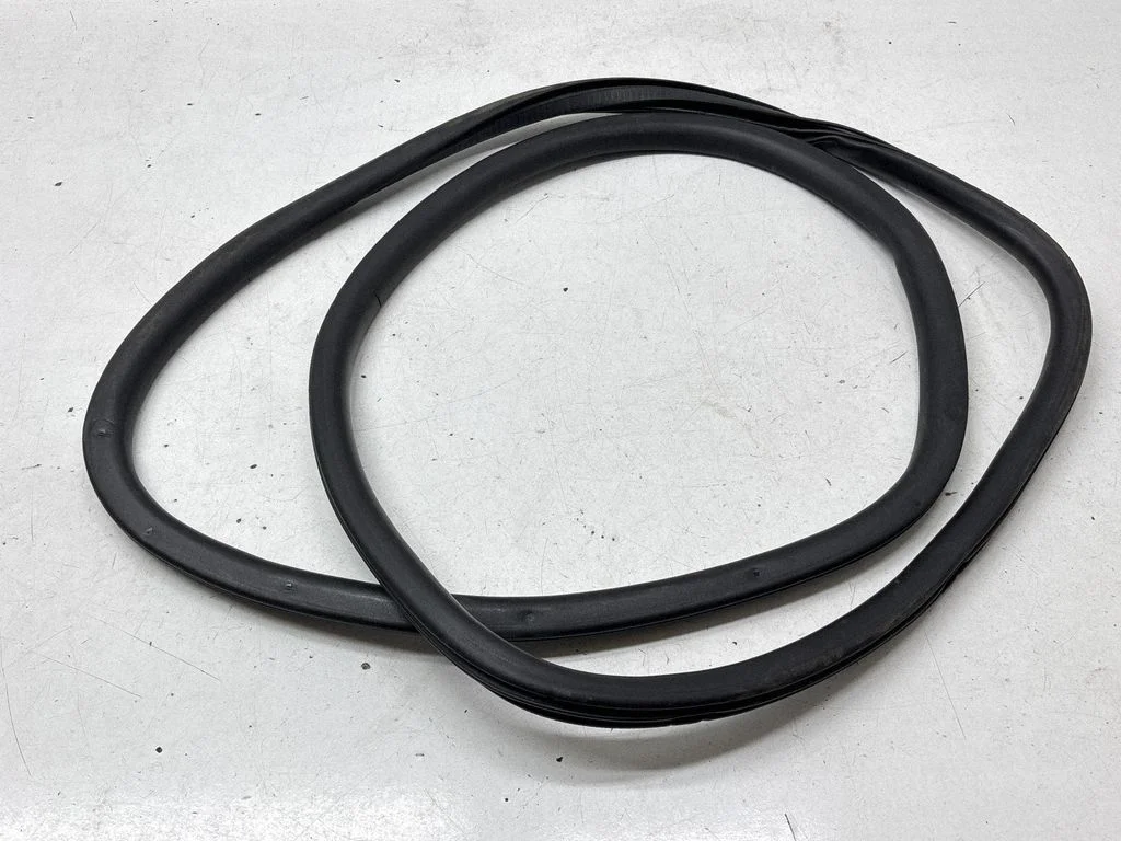 Tagaukse tihend (kere pool) LB5BS253A10AD
