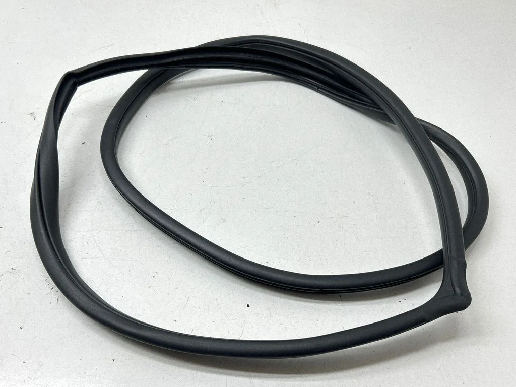 Rear door rubber seal (on body) 190103