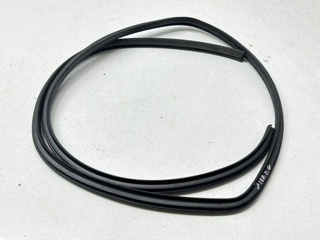 Uszczelka drzwi tylnych (na karoserii) – prawy tył