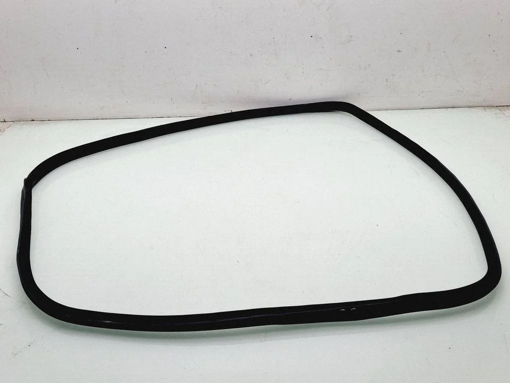Rear door rubber seal (on body) – BMW 5 Series F10 F11 (2009-2016)