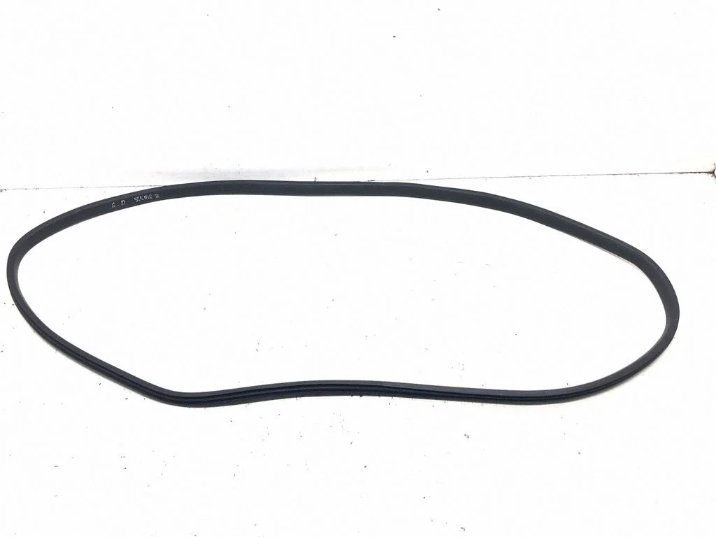 Rear door rubber seal (on body) – right