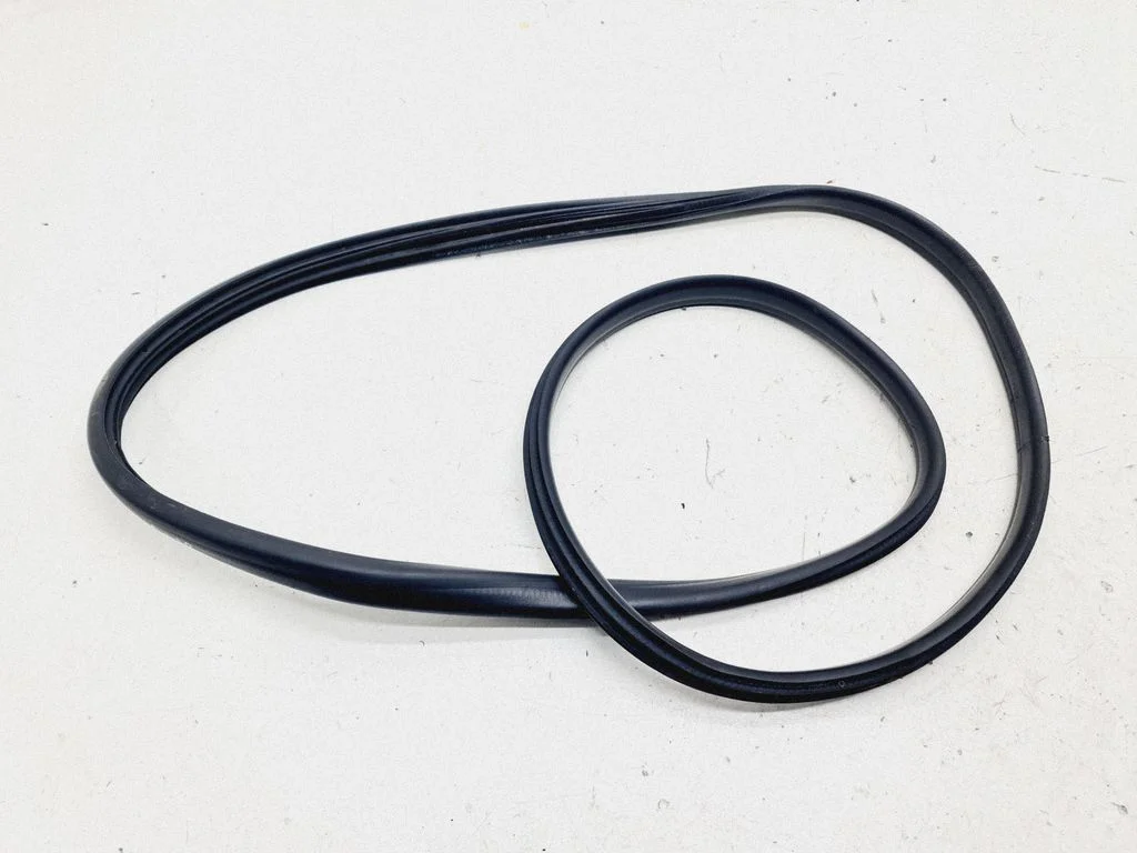 Tagaukse tihend (kere pool) – Renault Clio IV (2012-2019)