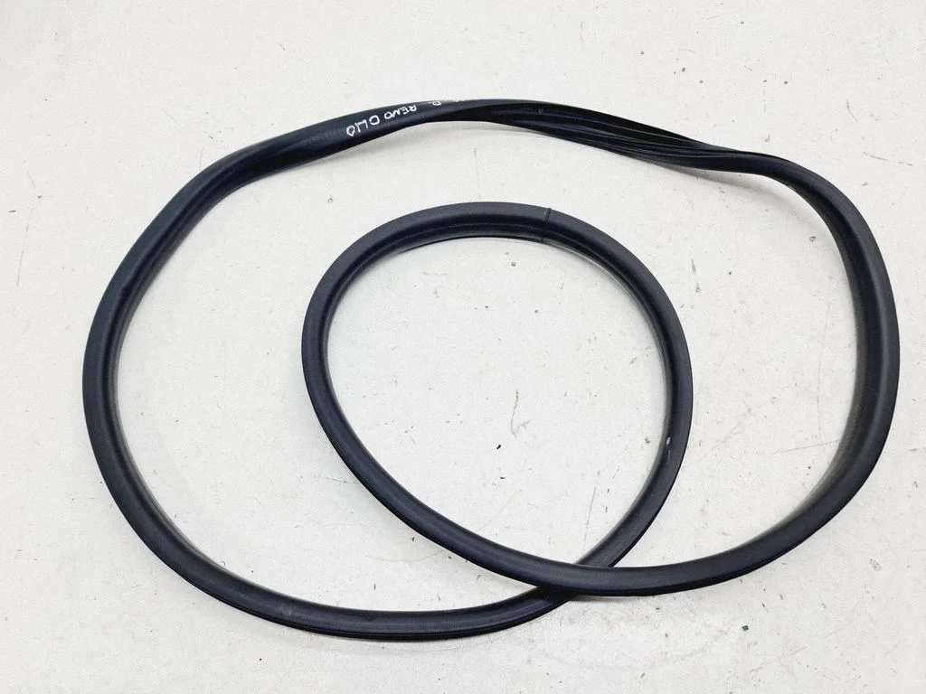 Tagaukse tihend (kere pool) – Renault Clio IV (2012-2019)