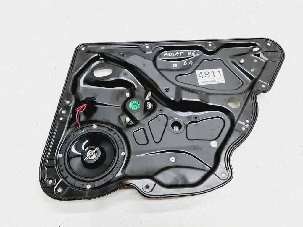 Aizmugurējā el. loga pacēlāja mehānisms bez motoriņa 3C5839462J