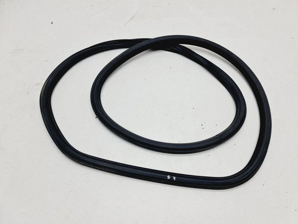 Rear door rubber seal (on body) – Opel Meriva B (2010-2016)