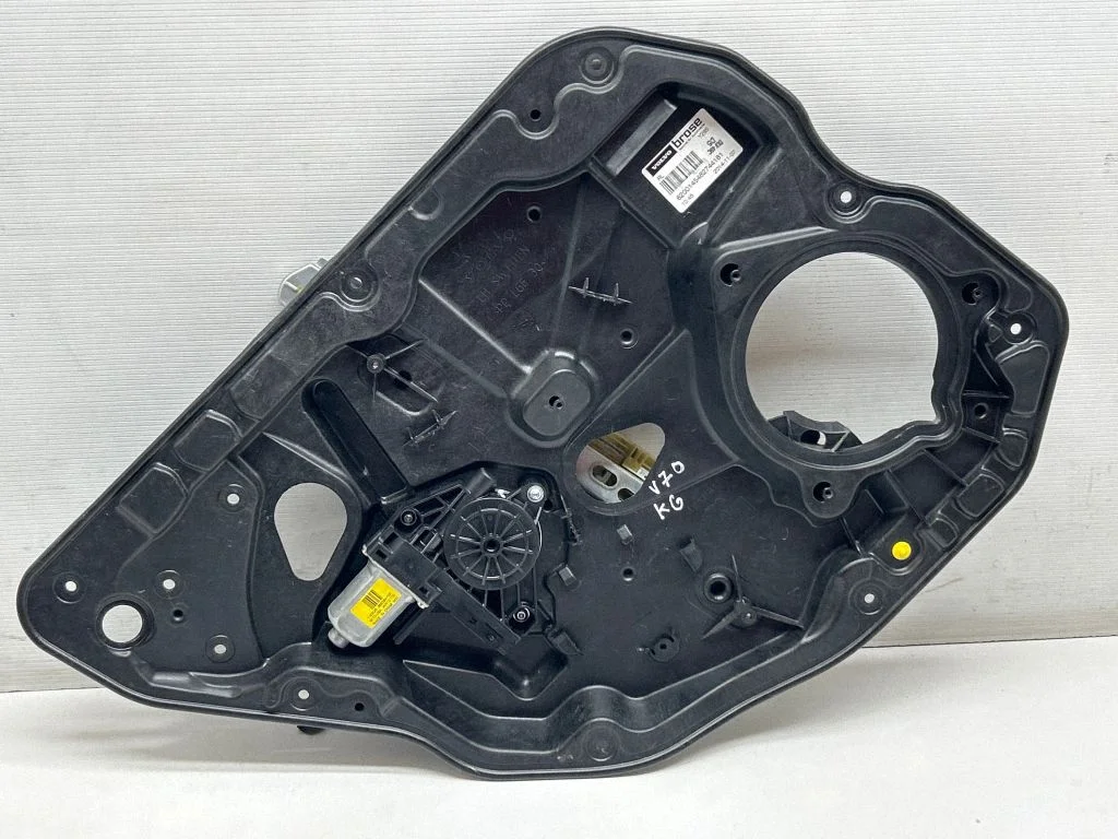 Podnośnik szyby tylnej z silniczkiem – Volvo V70 (2014-2016)