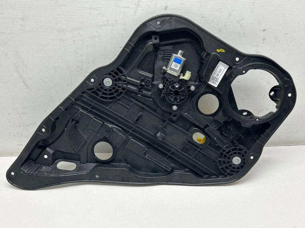 Rear door window regulator with motor 83470AT000