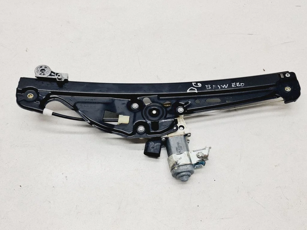 Rear door window regulator with motor – BMW 5 Series E60 E61 (2004-2010)