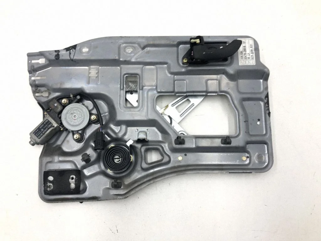 Rear door window regulator with motor 8347026010