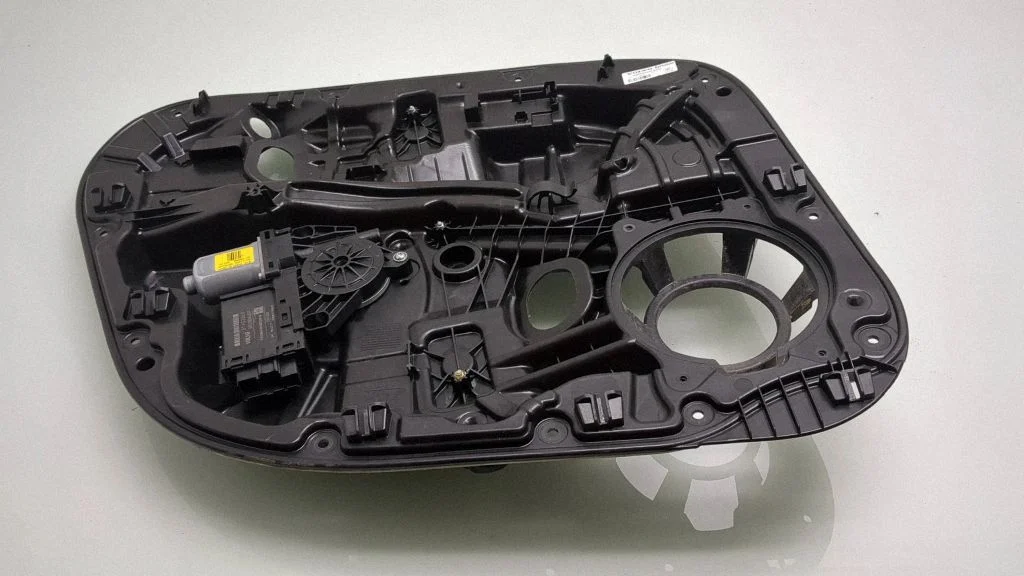Tagaukse elektriline aknatõstuk mootoriga – Volvo S90, V90 (2016-)