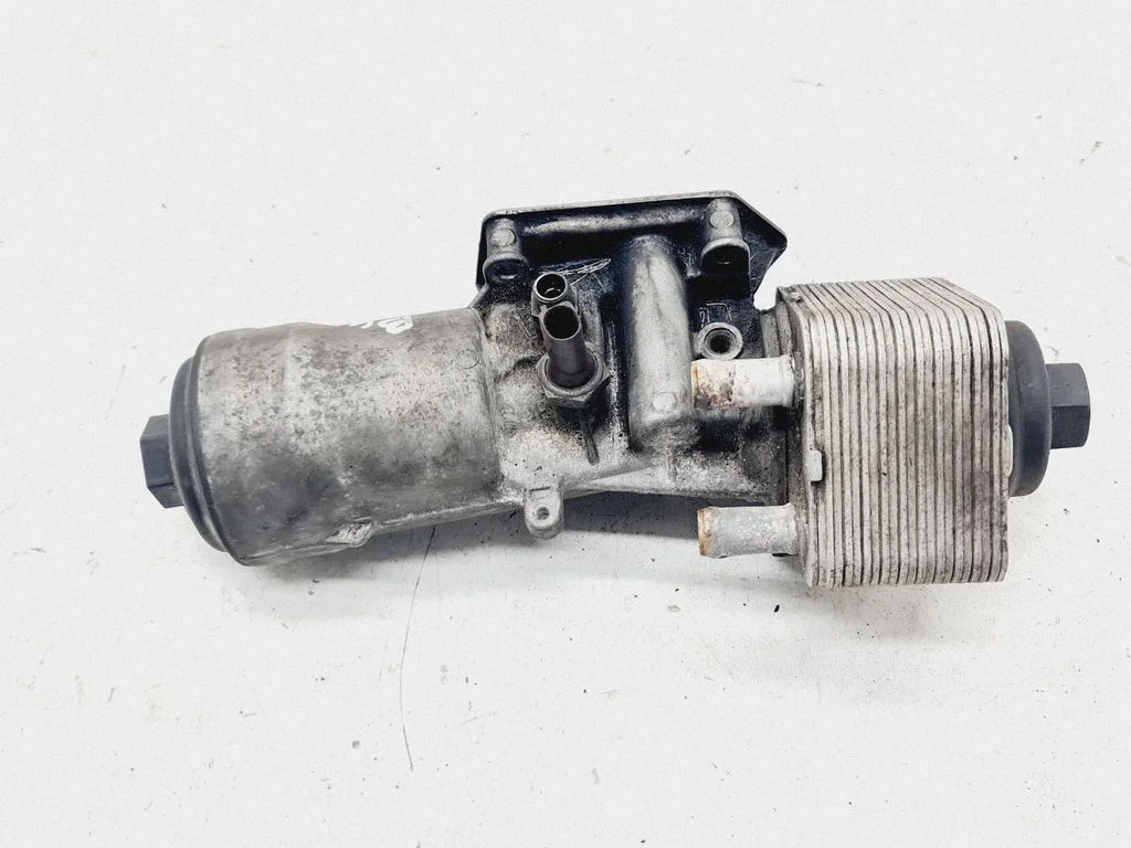 Oil filter mounting bracket – Volkswagen Passat B6 (2005-2010)