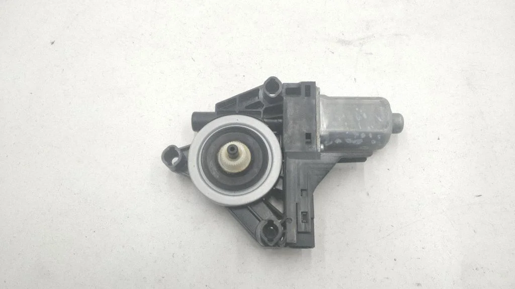 Rear door window regulator motor 966264102