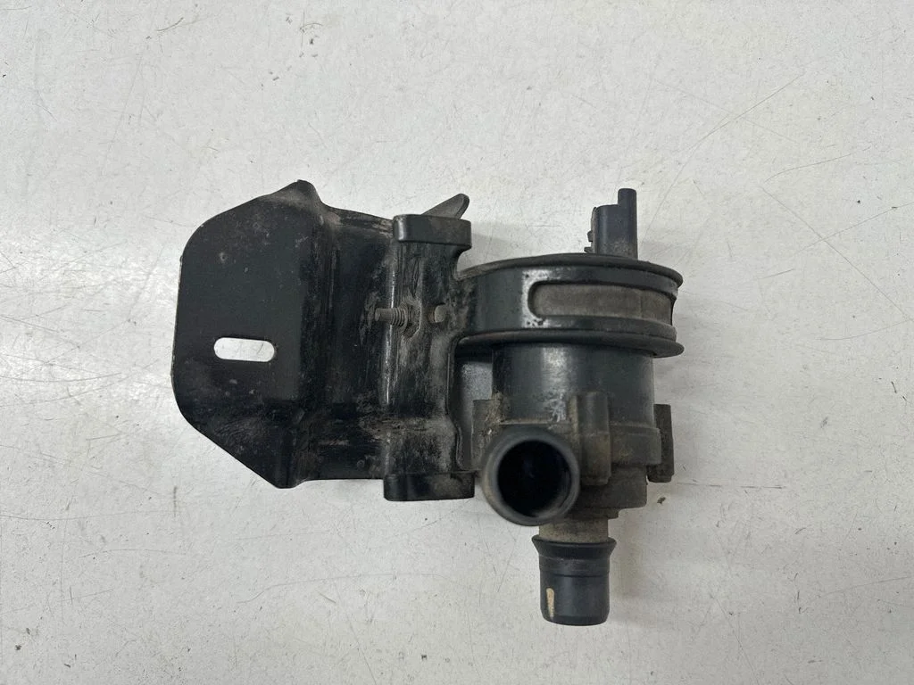 Elektriskais cirkulācijas sūknītis 9659018780
