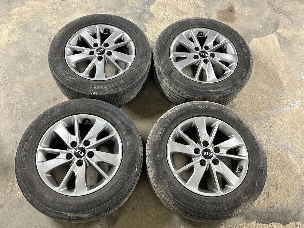 R16 vieglmetāla disks (-i) 52910D4150