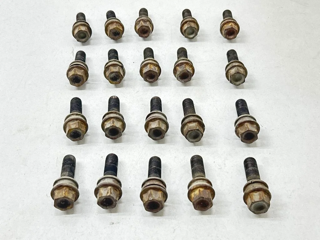 Nuts/bolts