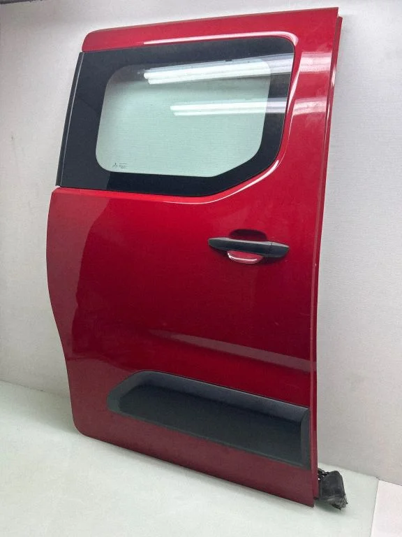 Side sliding door – right