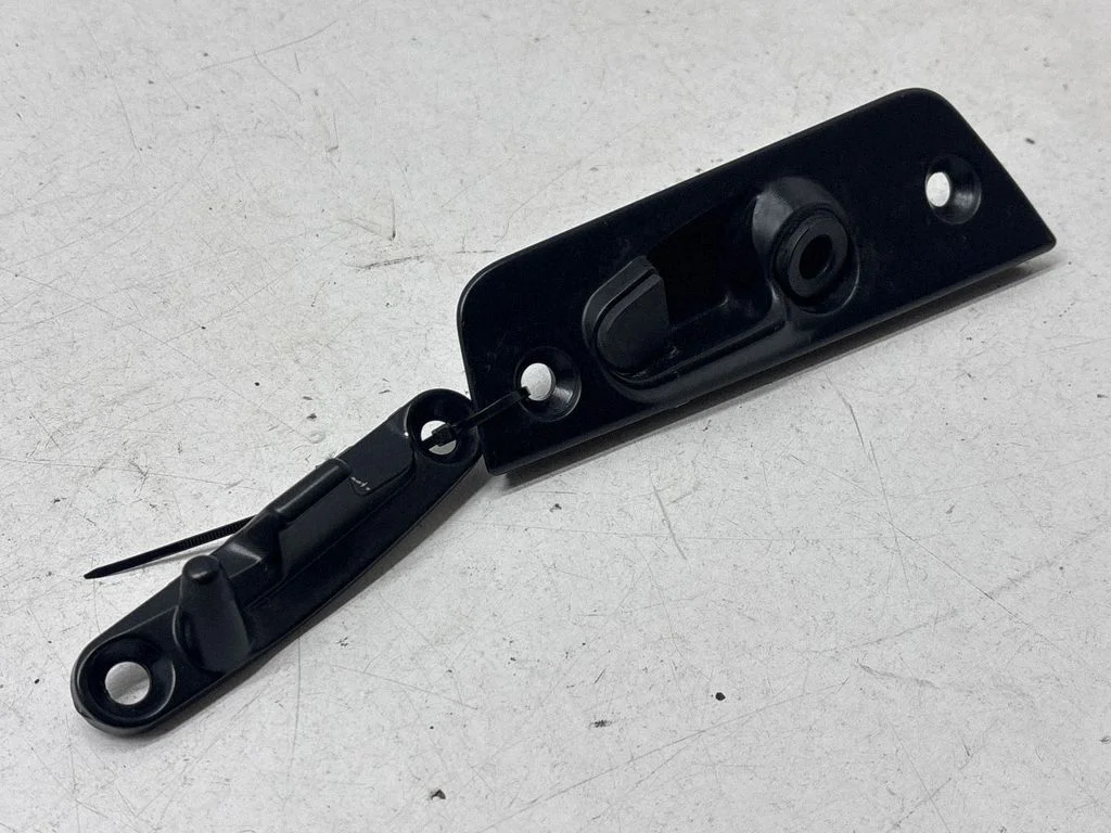 Sliding door check strap stopper 7H0843841B