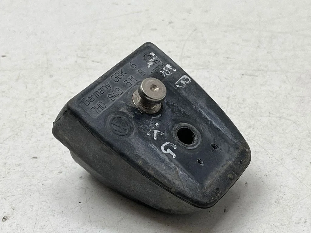 Sliding door check strap stopper 7H0843311B