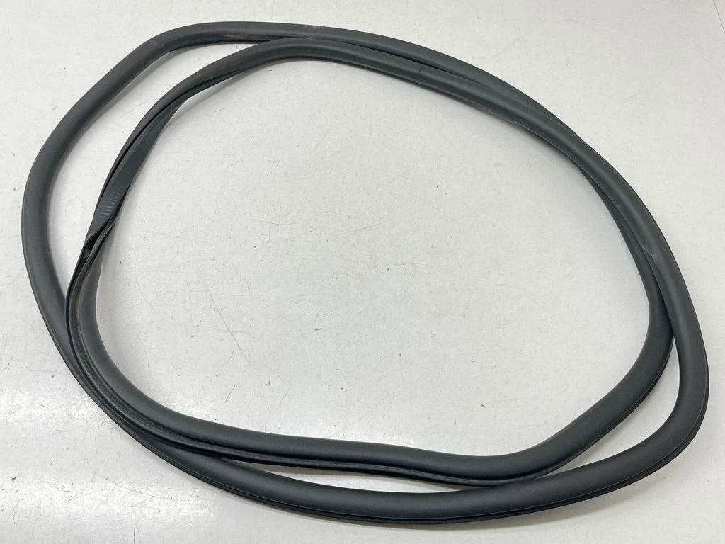 Sliding door rubber seal – Chrysler Pacifica (2017-)